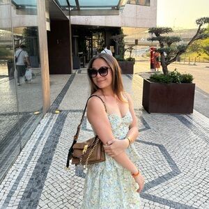 Meet your Posher, Lily